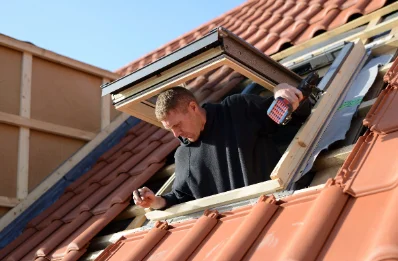 Pose de fenêtres de toit Velux au Mesnil-Villeman